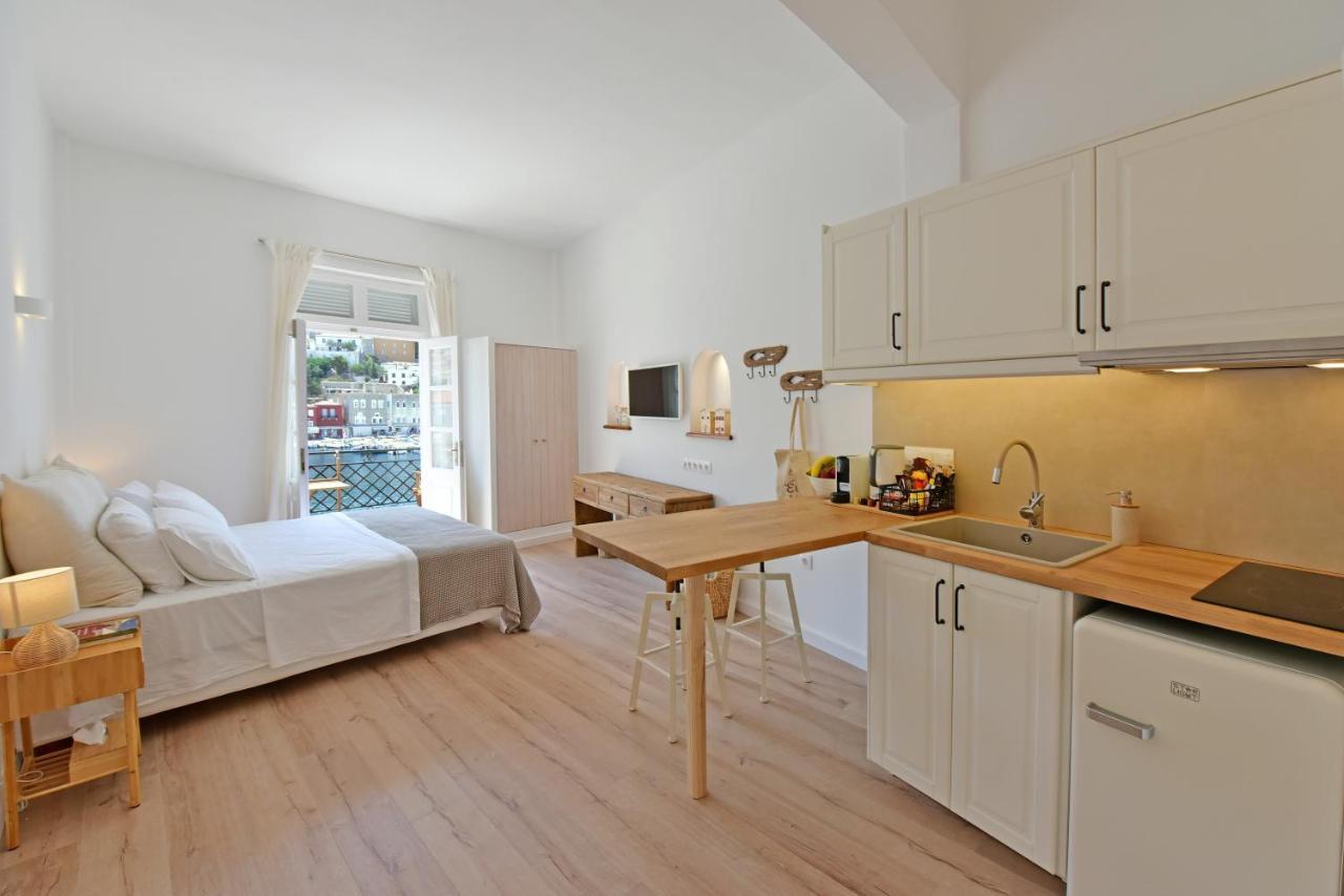 Estia Hydra Hotel ภายนอก รูปภาพ
